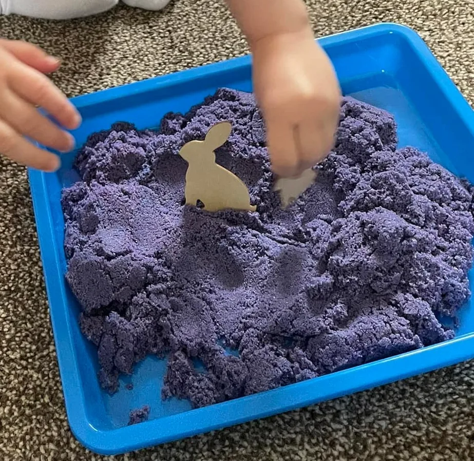 easter bunny kinetic sand sensory bin for toddlers 