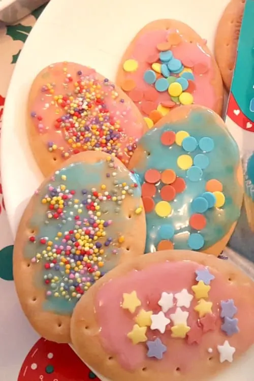 cookie decorating 1