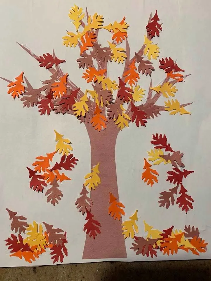 fall leaf craft for toddlers aged 2 years and 3 years 