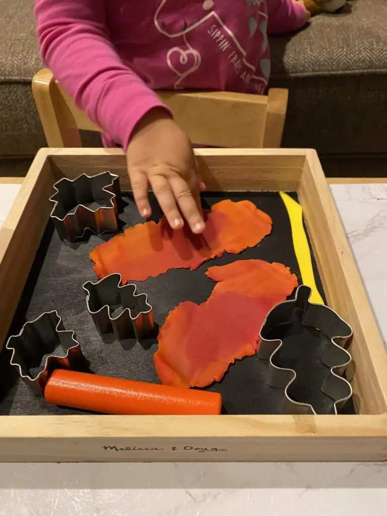 fall leaves out of playdough - simple fall themed toddler activity 