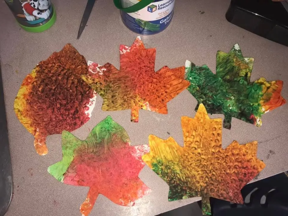 bubble wrap painting on fall leaves toddler activities