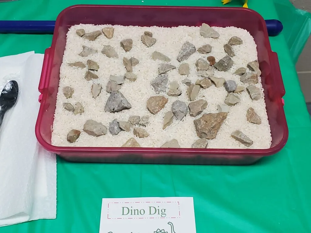 toddler dinosaur dig