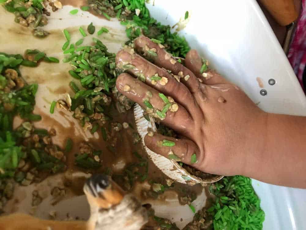 Farm Yard Small World getting messy with sensory play 