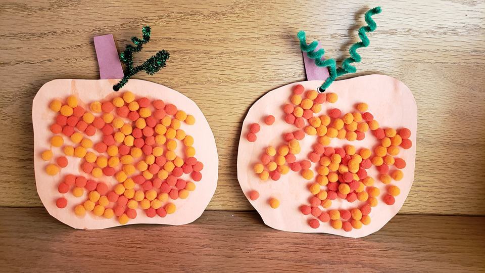 pom pom pumpkin craft 