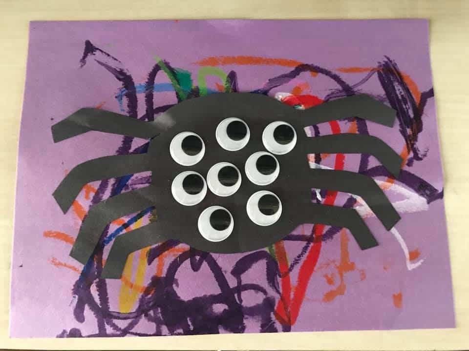 black card spider craft for toddlers 