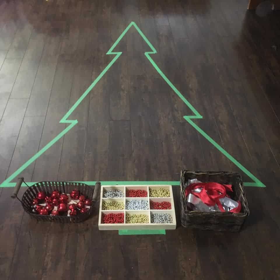 loose parts Christmas tree play for toddlers 