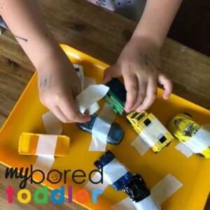 Fine Motor Pick & Pull - My Bored Toddler Fun for toddlers!