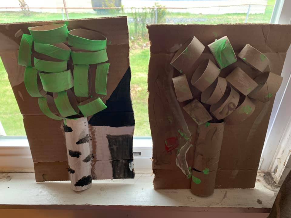 earth day tree craft using upcycled cardboard toilet rolls