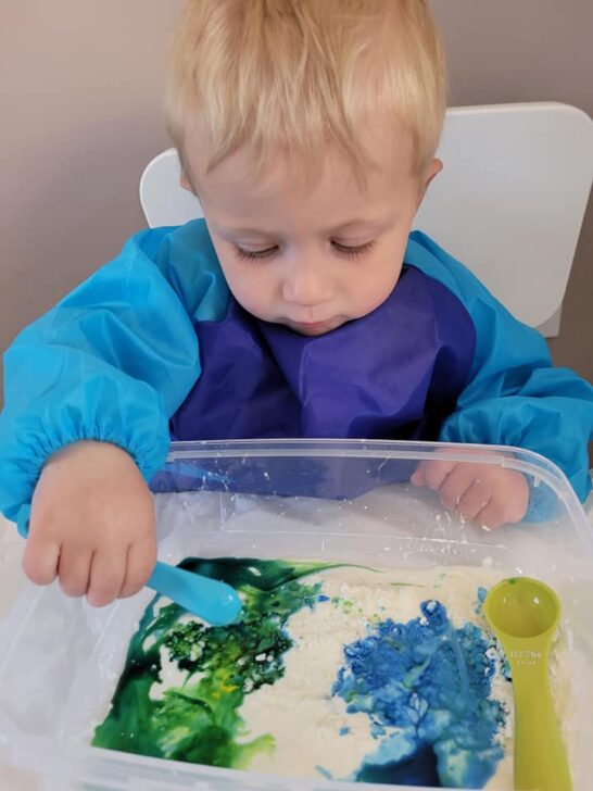 MixingcornflourwaterandfoodcoloringsharedbyVicki My Bored