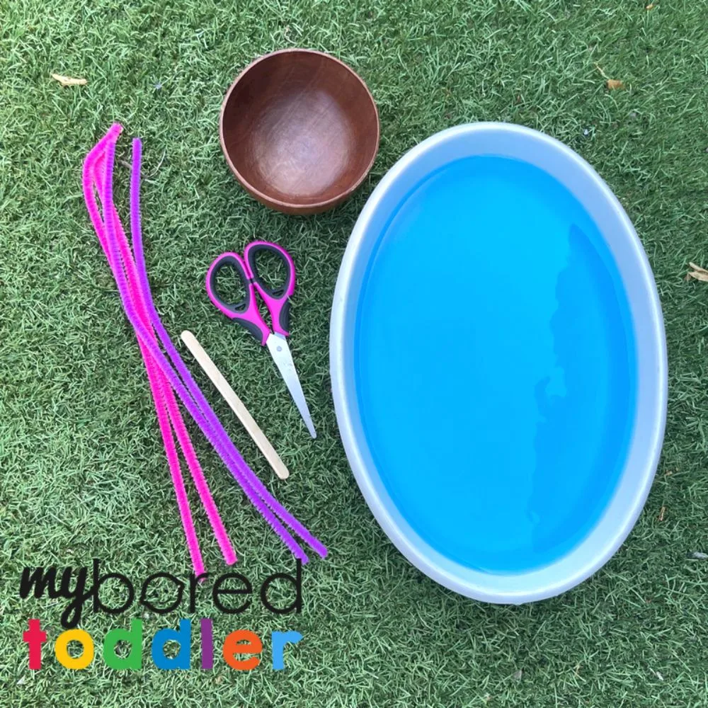 Pipe Cleaner Coordination Fishing - My Bored Toddler