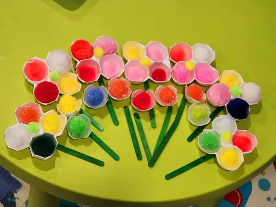 egg carton flowers