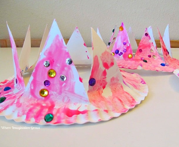 paper plate crown