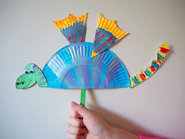 paper plate dragon